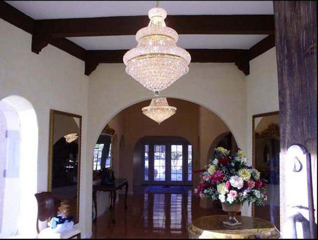 Room with crystal chandeliers